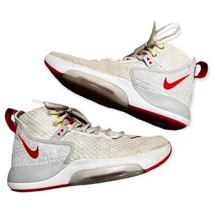 Nike Zoom Rise Basketball Shoes White Red Green Size 8.5